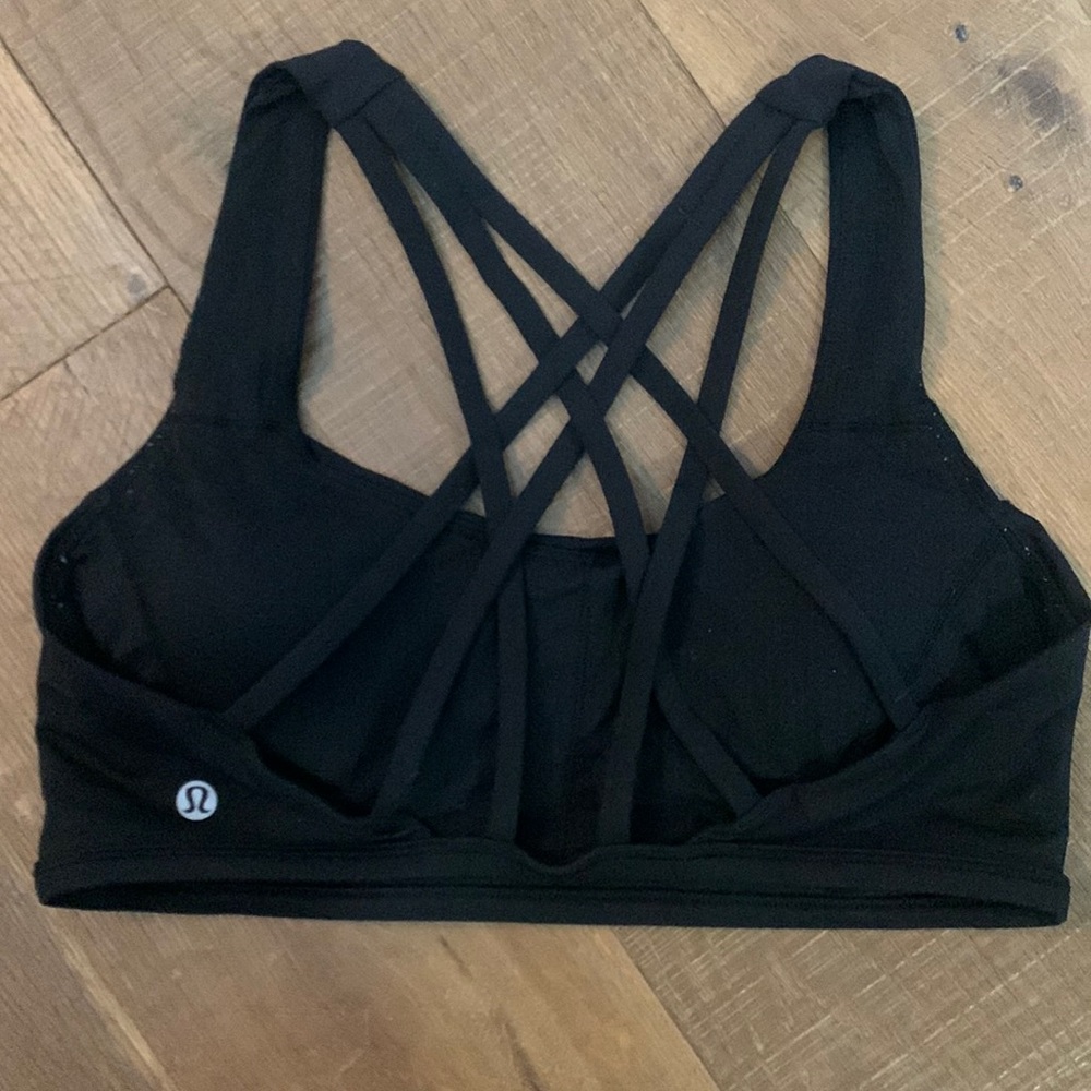 lululemon free to be bra